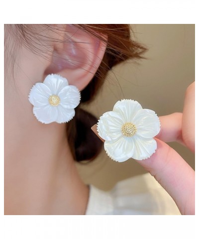 Cute White Flower Stud Earrings for Women Girls Vintage Dainty Jewelry for Ladies Party Prom Wedding Festival $8.99 Earrings