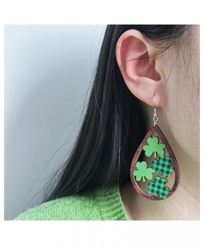 St. Patrick's Day Earrings for Women Green Leaf Acrylic Dangle Earrings for Women Girls Green Hat Horseshoe Drop Earrings Goo...