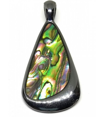 Oyster Bar Retired Pendant $9.90 Necklaces